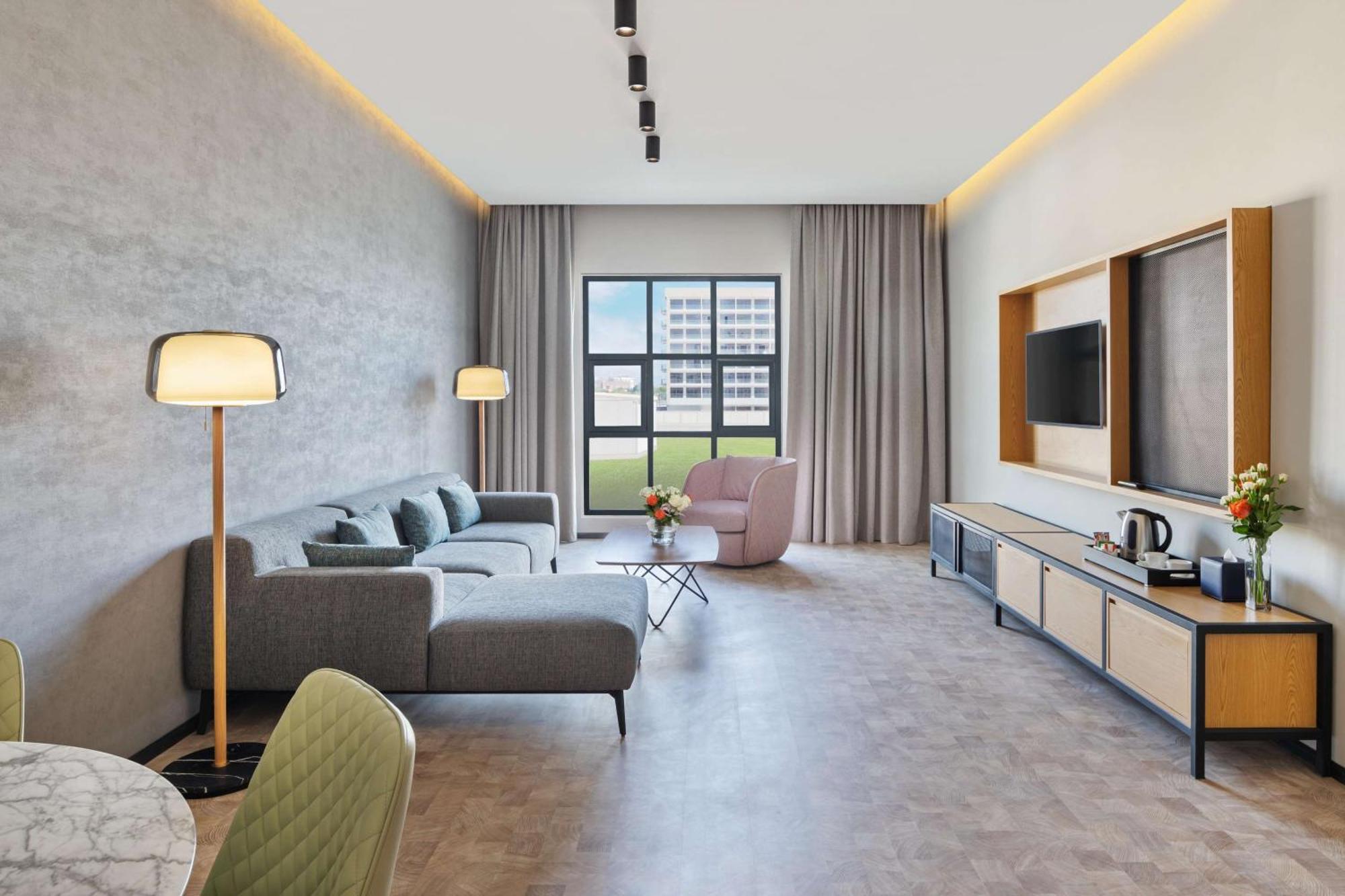 The Manor By Ja, Dubai Hotel Exterior photo